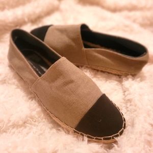 Steve Madden Slip Ons Size 6.5